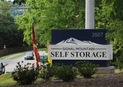 signal-mountain-self-storage-monument-sign