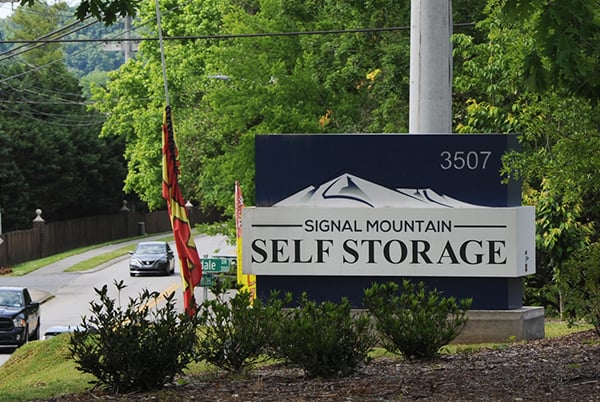 Signal Mountain Self Storage Monument Sign